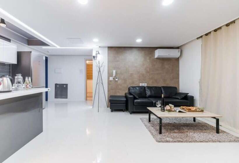 فندق Pohang Good's Pool Villa