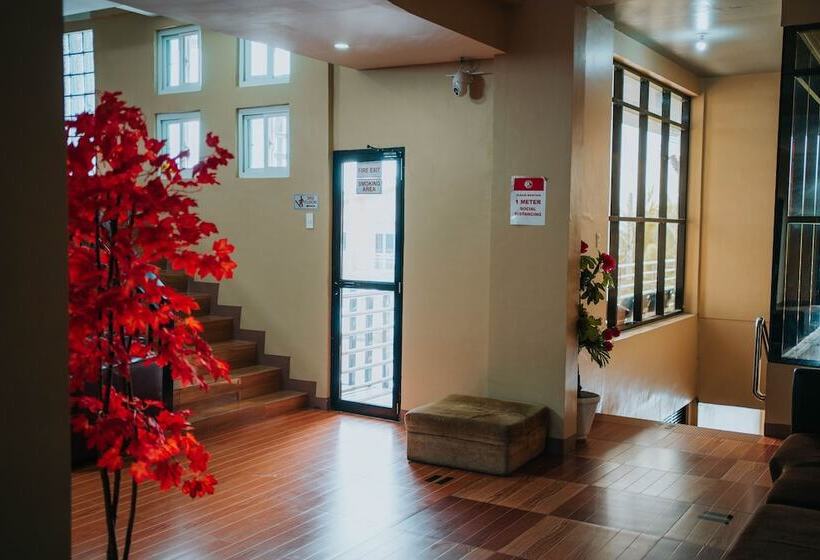 호텔 Reddoorz @ 4ks Pension House Bogo City Cebu