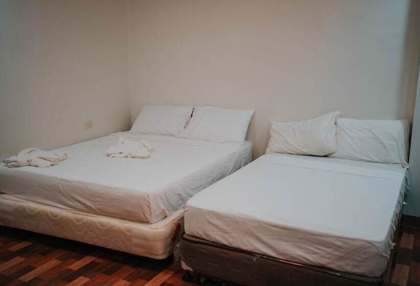 호텔 Reddoorz @ 4ks Pension House Bogo City Cebu