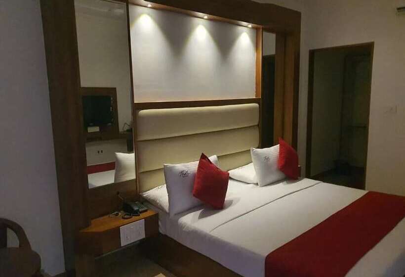 酒店 Thai Beach Resort