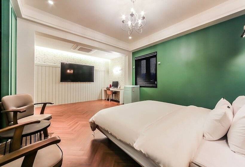 בית מלון כפרי Ulsan Jinjangdong Samsungjang