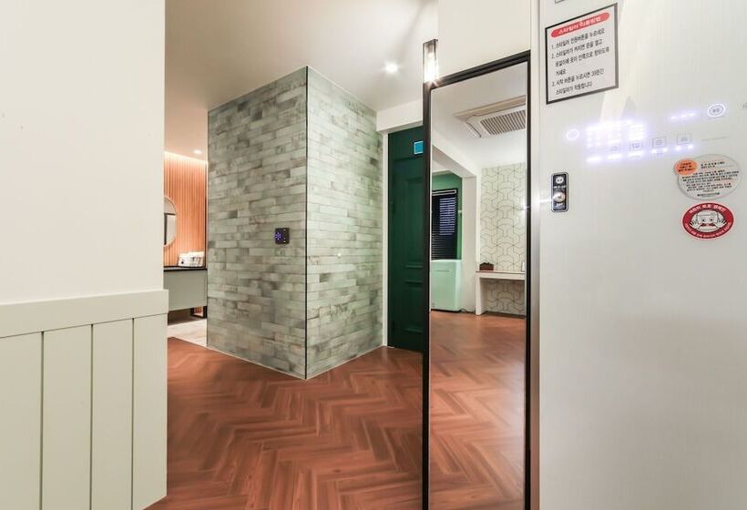 בית מלון כפרי Ulsan Jinjangdong Samsungjang