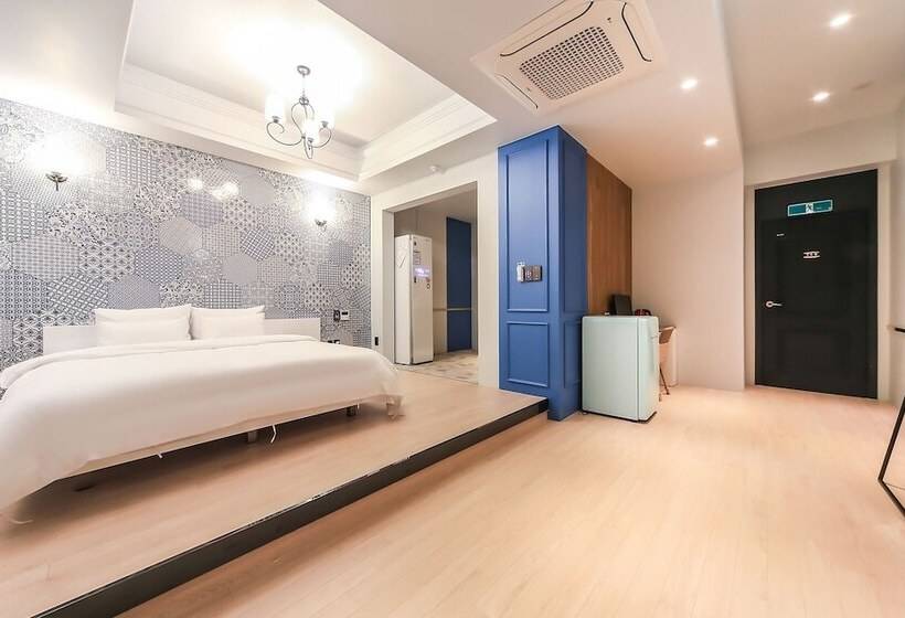 בית מלון כפרי Ulsan Jinjangdong Samsungjang