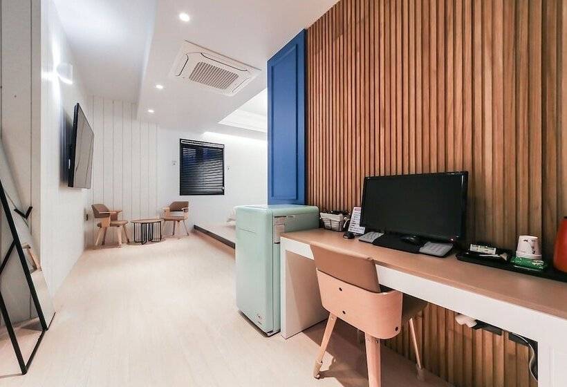 בית מלון כפרי Ulsan Jinjangdong Samsungjang