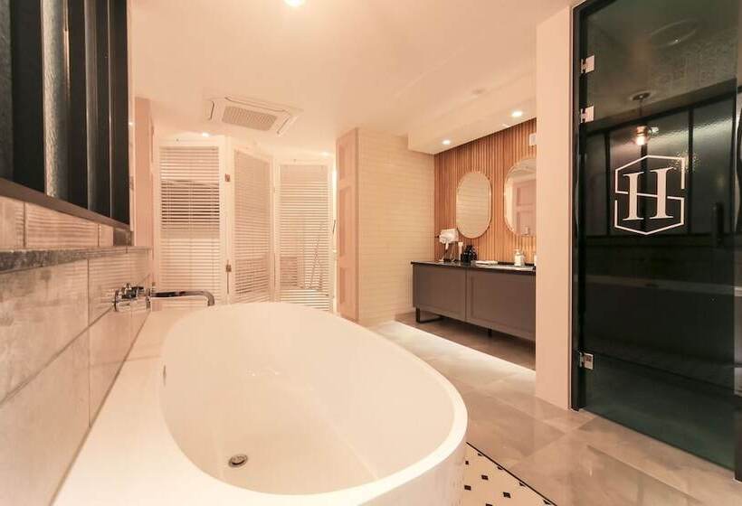 בית מלון כפרי Ulsan Jinjangdong Samsungjang