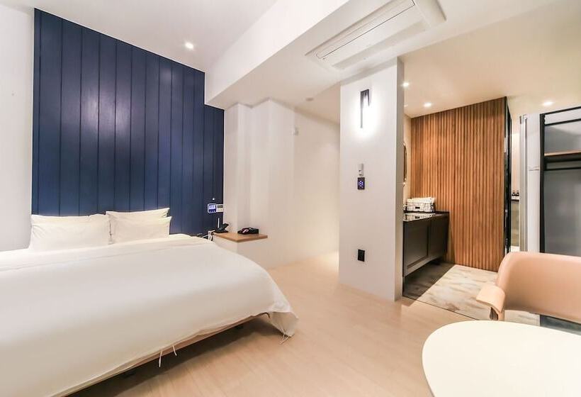 בית מלון כפרי Ulsan Jinjangdong Samsungjang