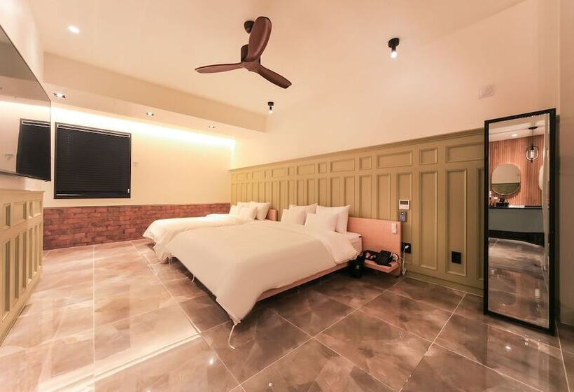 בית מלון כפרי Ulsan Jinjangdong Samsungjang