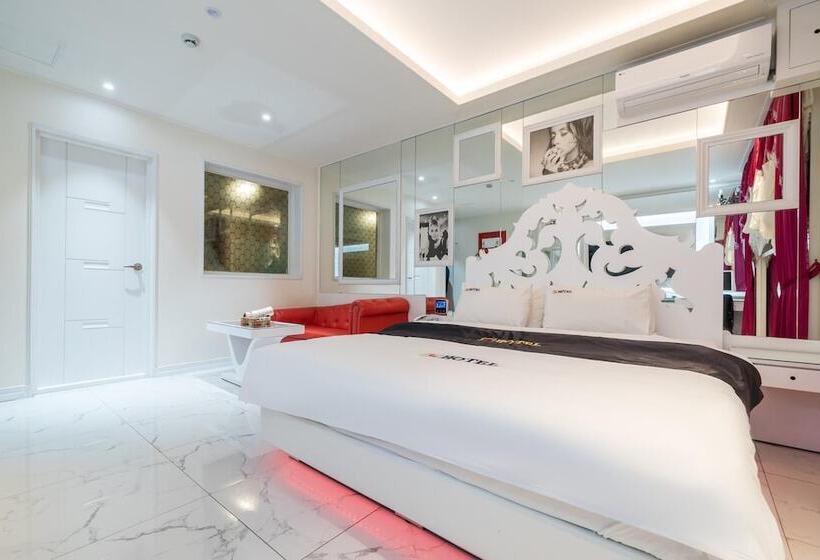 Отель Wonju Myeongpum