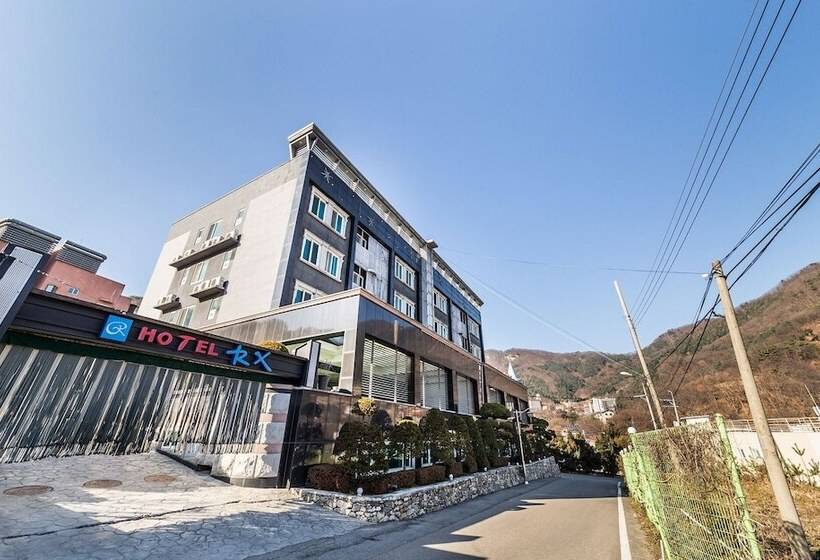 בית מלון כפרי Yangju Pine Hill