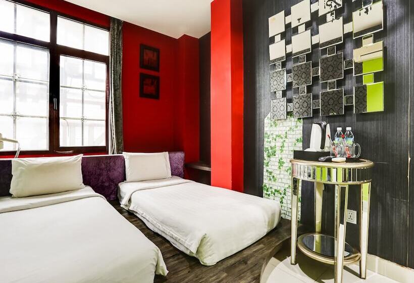 Spot On 89901 Hotel Ship Arm