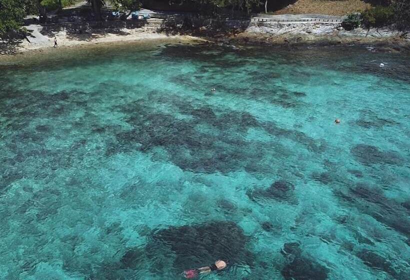 בית מלון כפרי Bambooraya Villa