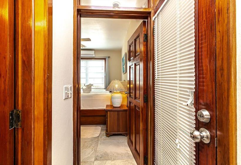 호텔 Coral Bay Villas