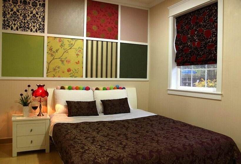 בית מלון כפרי Dvor Pension