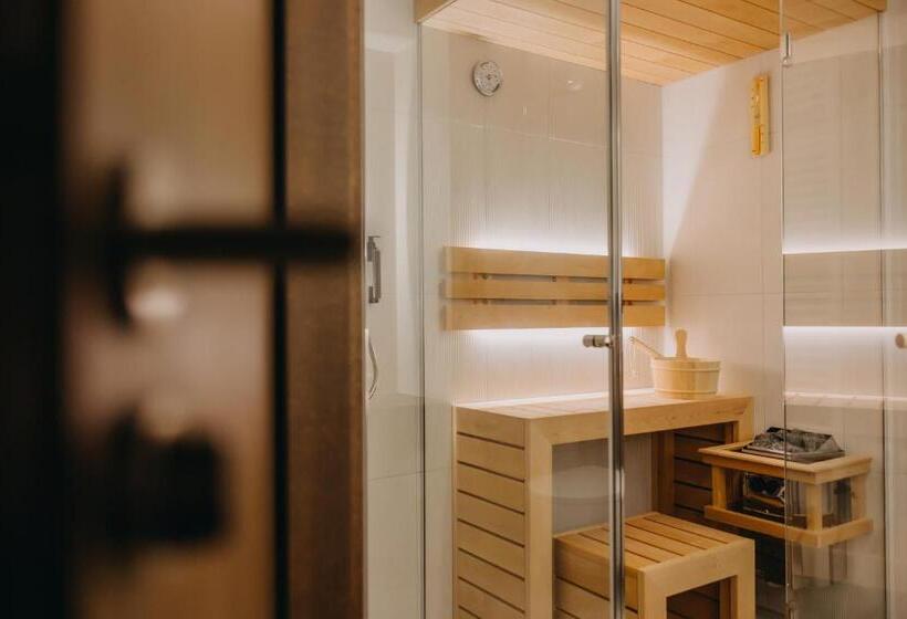 هتل Elements Apartments
