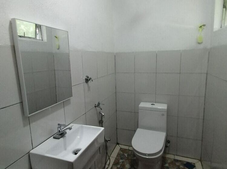 Отель Guesthouse Beluru