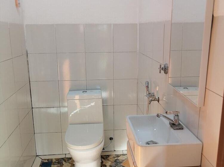 Отель Guesthouse Beluru