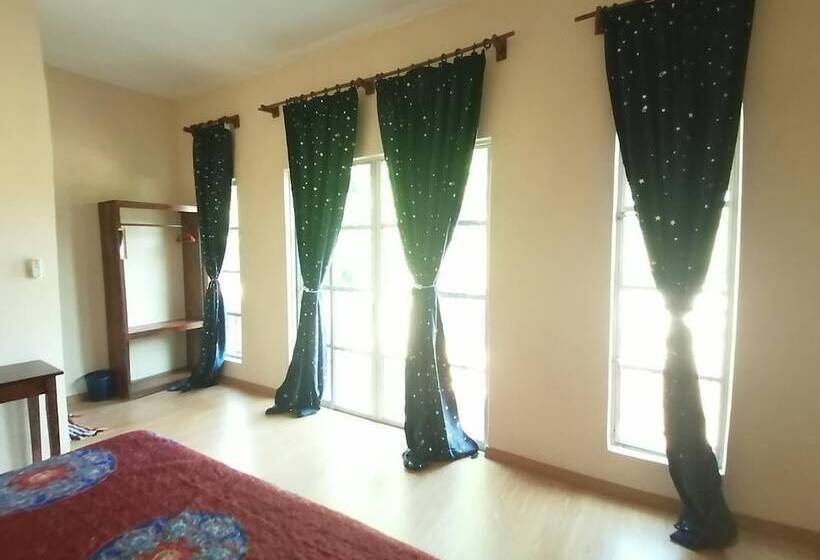 Отель Guesthouse Beluru