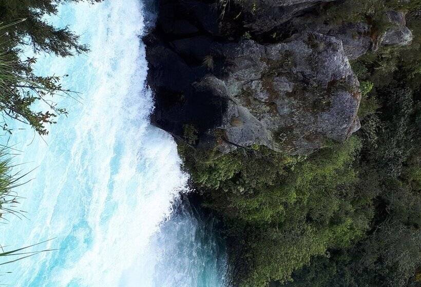 בית מלון כפרי Orchard View Farmstay Retreat