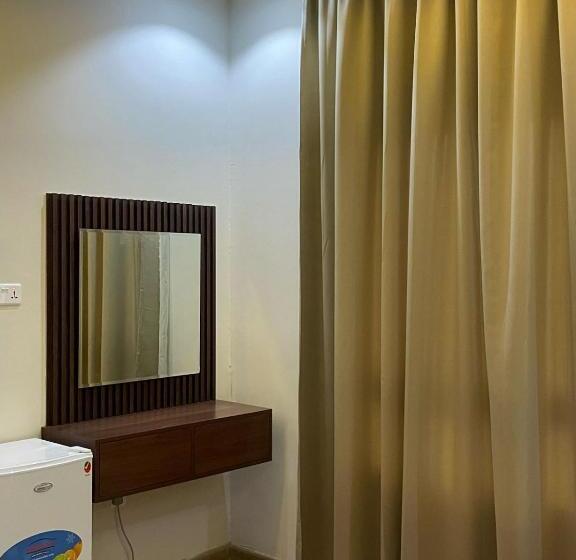 호텔 Corniche Palace