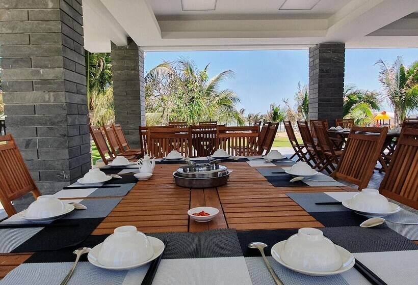 هتل Starlight Villa Beach Resort & Spa