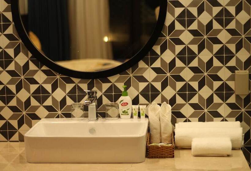 هتل Starlight Villa Beach Resort & Spa