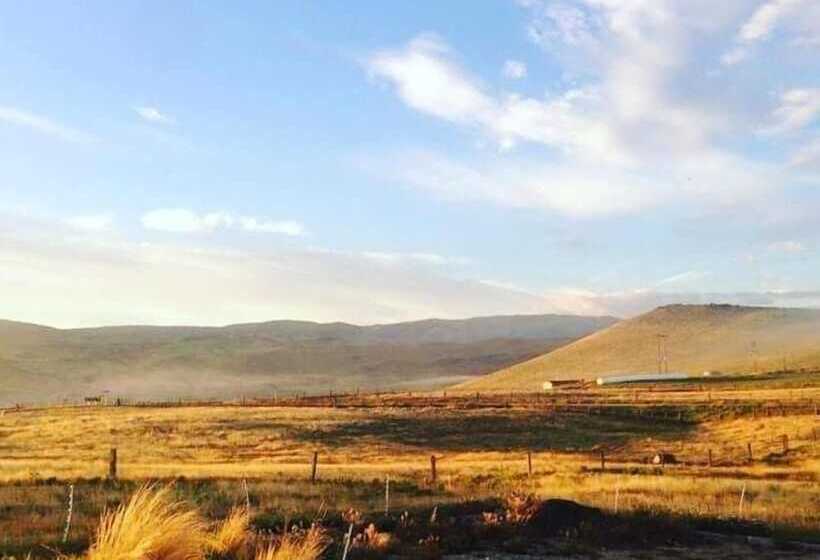 هتل Tussock Lodge Waipiata