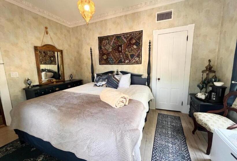 1001 Nights Historic Bed And Breakfast Adults Only