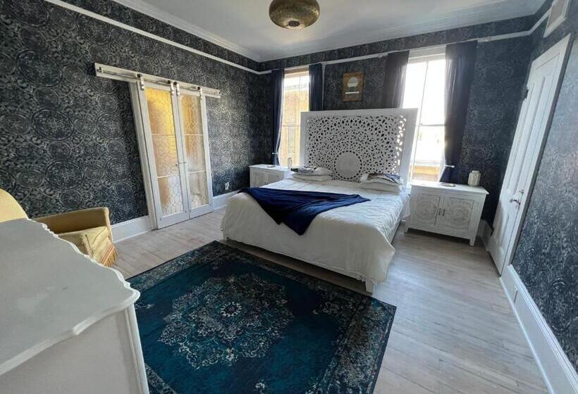 1001 Nights Historic Bed And Breakfast Adults Only