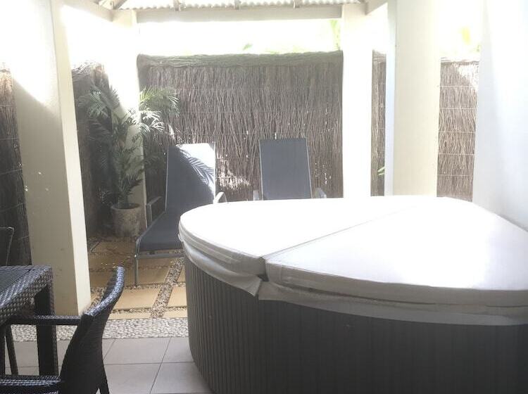 Airlie Central Apartments