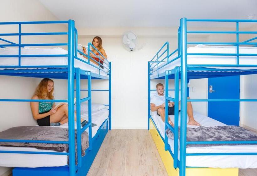 فندق صغير Global Backpackers Cairns