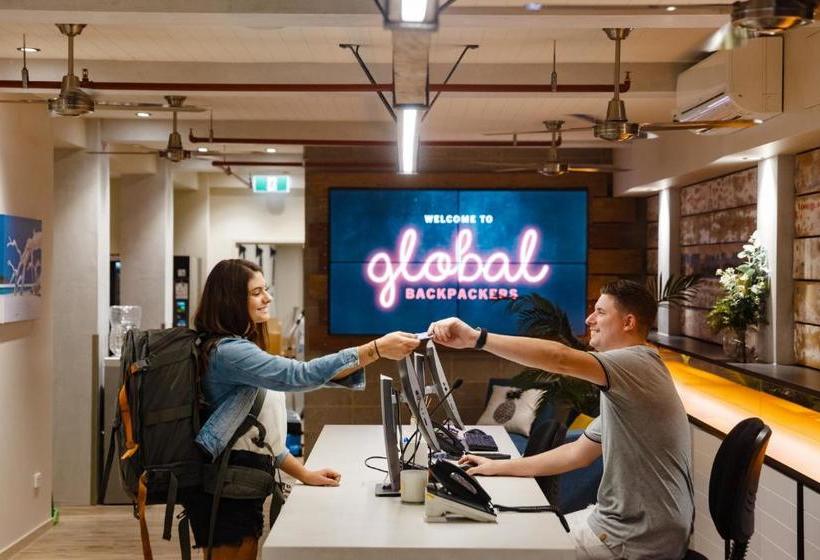 فندق صغير Global Backpackers Cairns