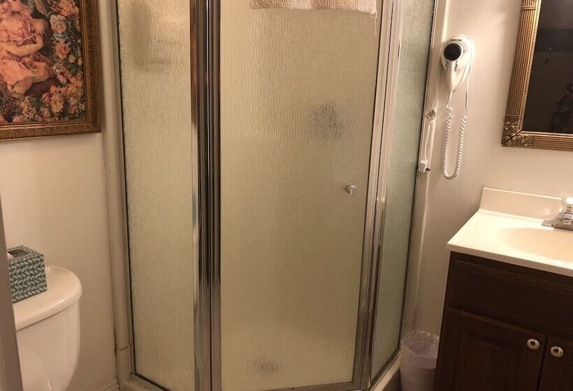 Alpine Haus Bed & Breakfast Inn