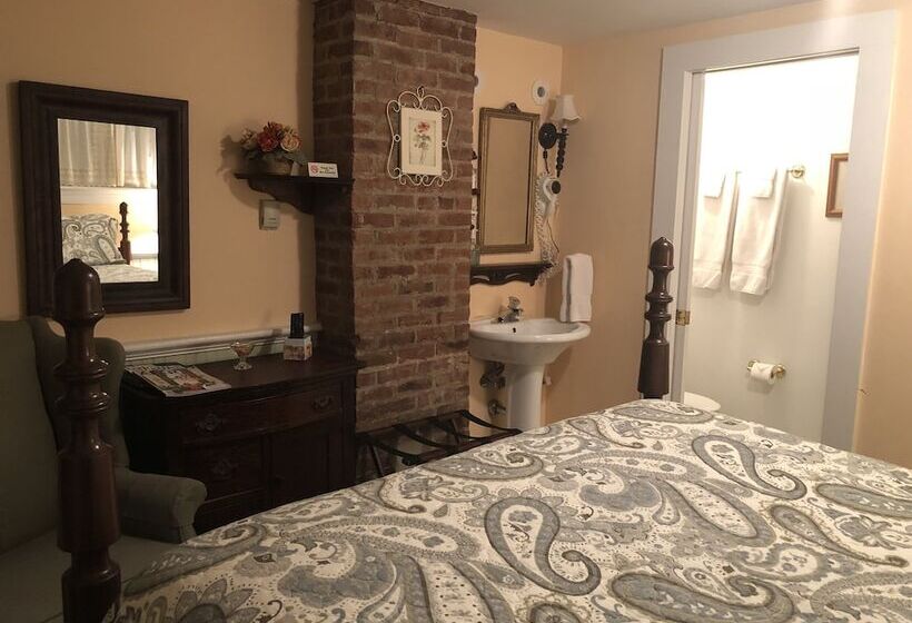 Alpine Haus Bed & Breakfast Inn