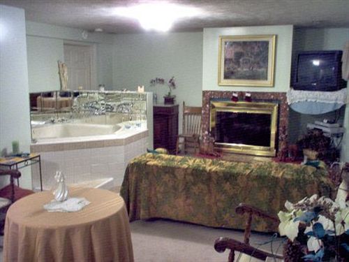 צימר Lil Black Bear Inn