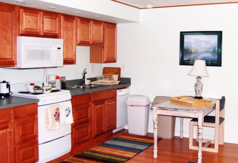 Anchorage Walkabout Town B&b