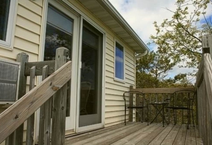 At The Waters Edge Bed & Breakfast