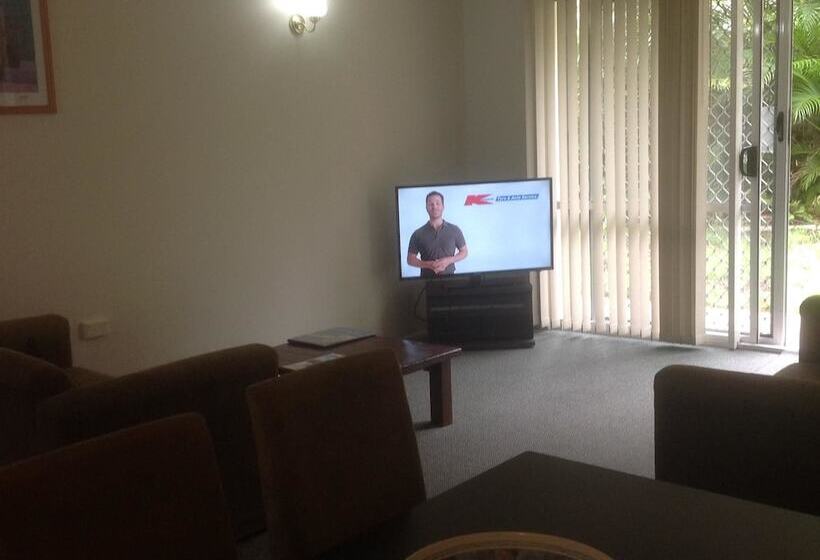 Bayshores Holiday Apartments