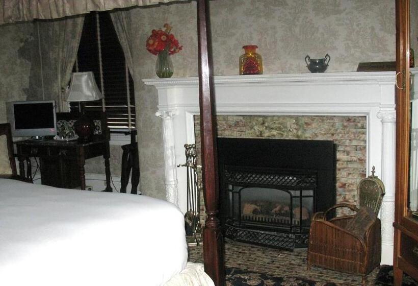مبيت وإفطار A Cambridge House Inn