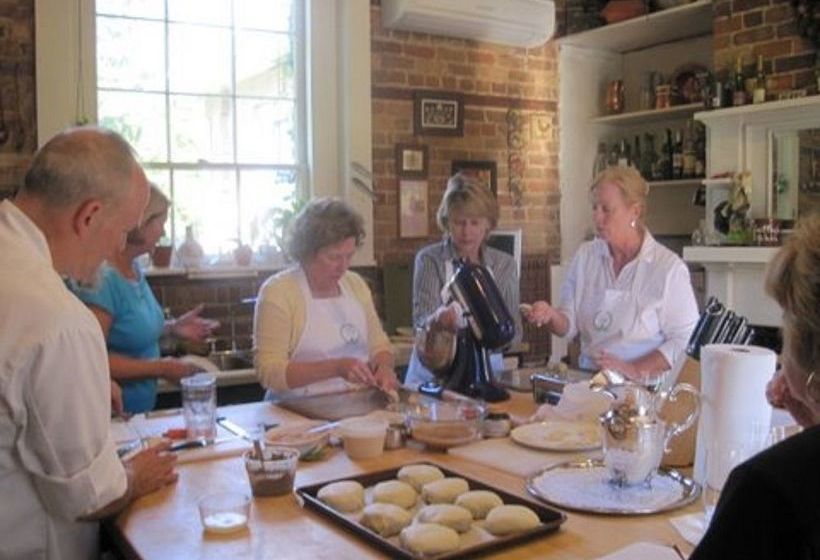 مبيت وإفطار Abingdon Manor  Country Inn & Restaurant