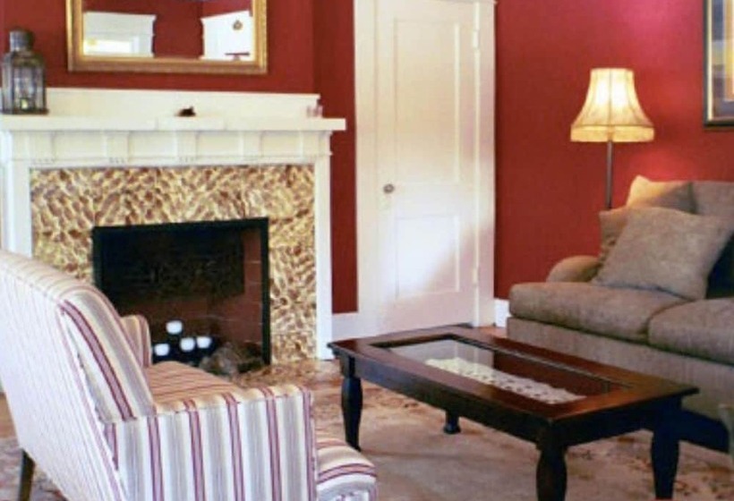 مبيت وإفطار Beachrunners Inn