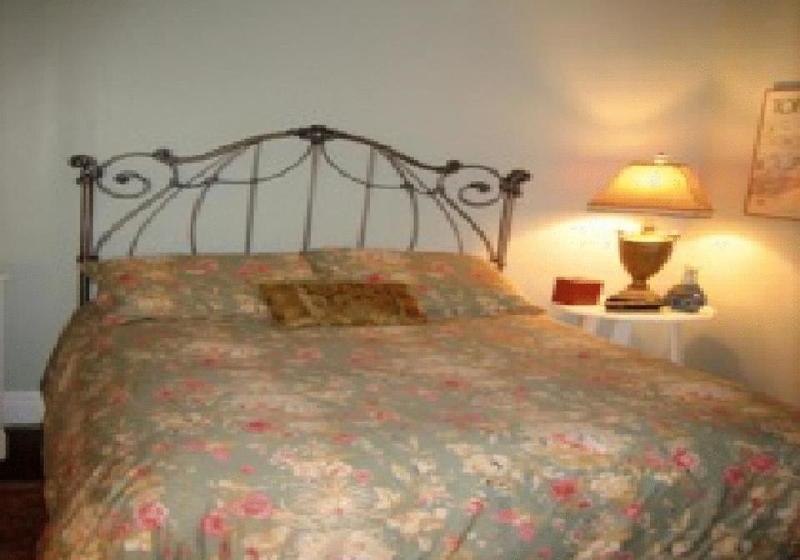 مبيت وإفطار Bronx Guest House
