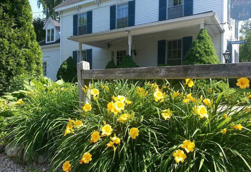 민박 Chetwynd House Inn