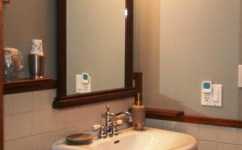 민박 Coppertoppe Inn & Retreat Center