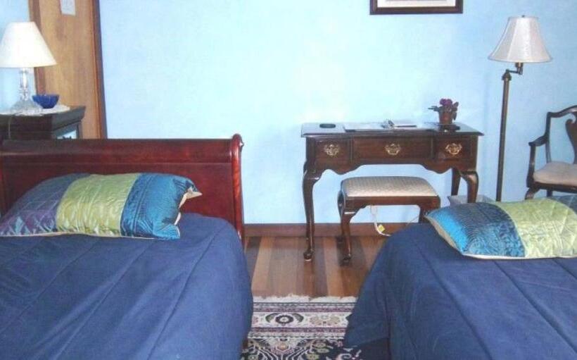 민박 Coppertoppe Inn & Retreat Center