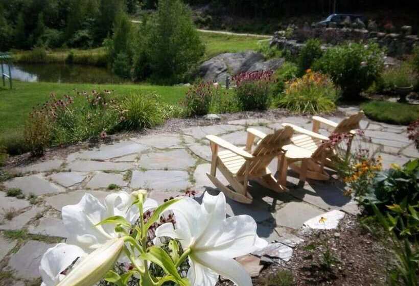 민박 Coppertoppe Inn & Retreat Center