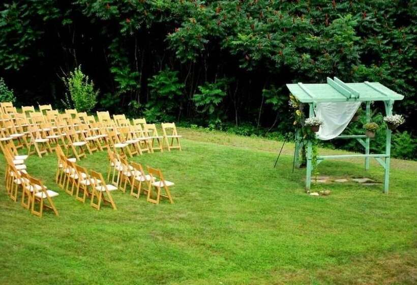 민박 Coppertoppe Inn & Retreat Center