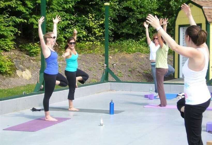 민박 Coppertoppe Inn & Retreat Center