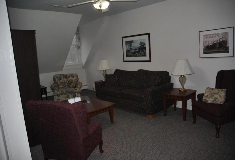 تختخواب و صبحانه Echo Lake Inn