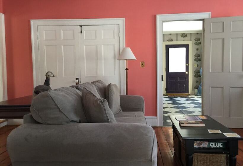 مبيت وإفطار Eddington House Inn