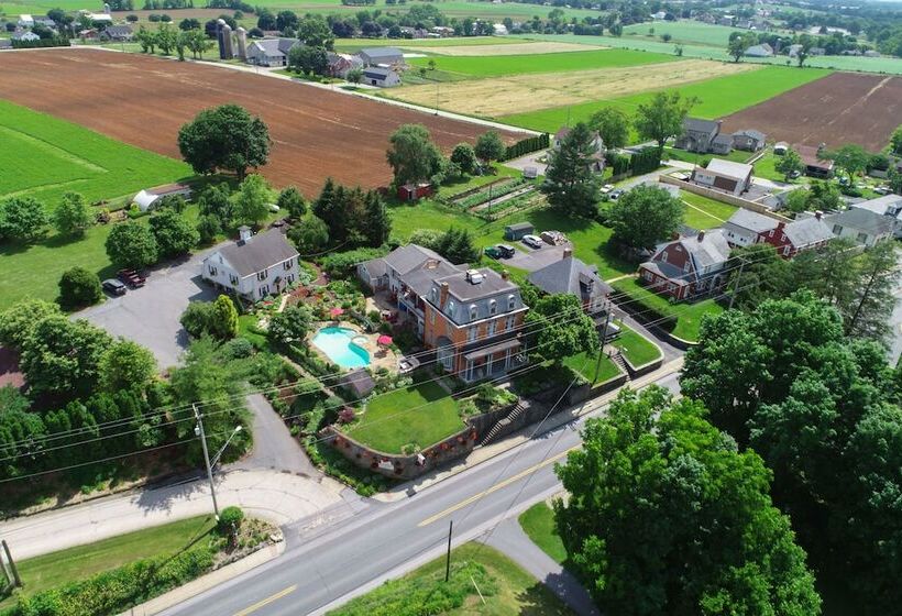 Greystone Manor Bed & Breakfast